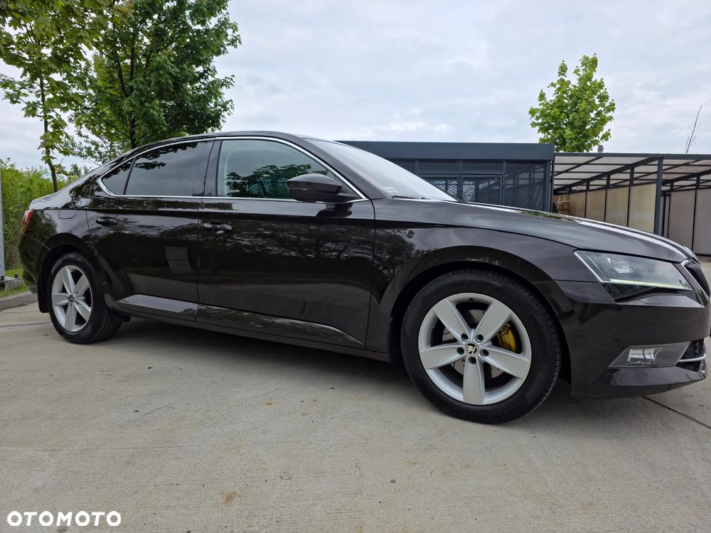 Skoda Superb 2.0 TSI Ambition DSG - 20