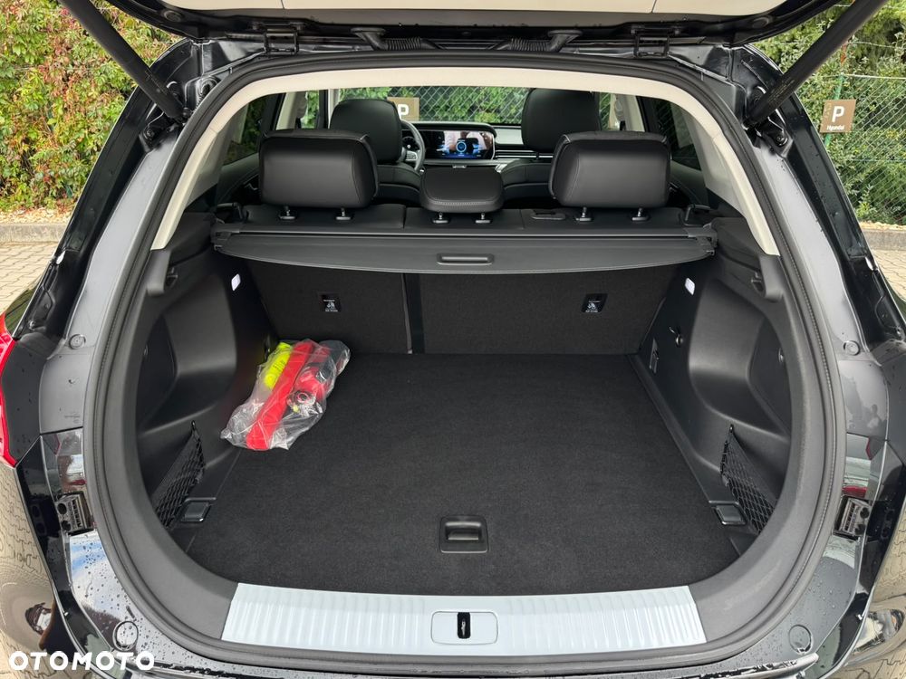 Hongqi HS5 2.0T AWD - 28