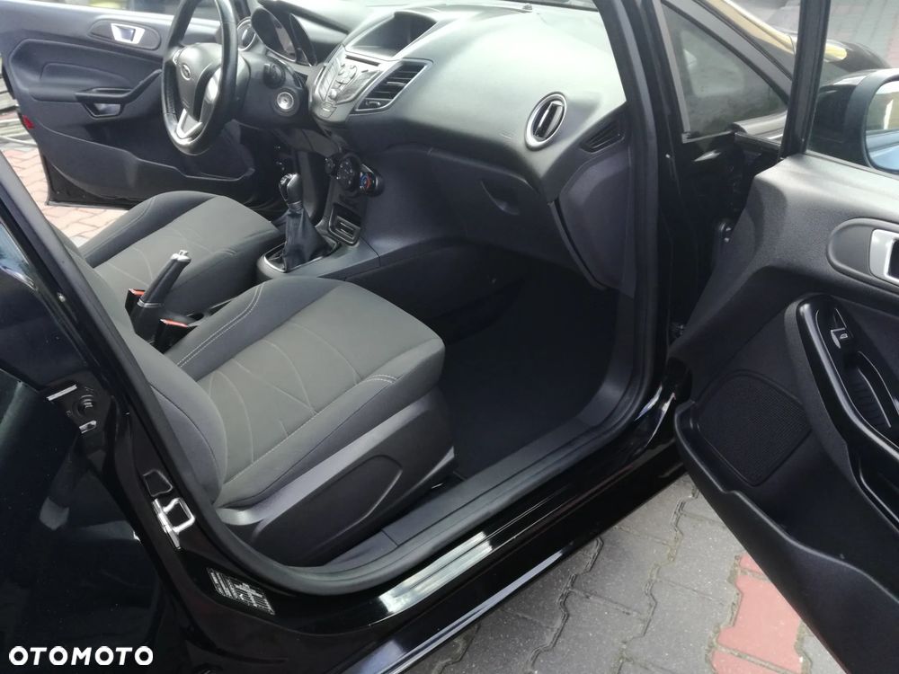 Ford Fiesta 1.25 SYNC Edition - 12