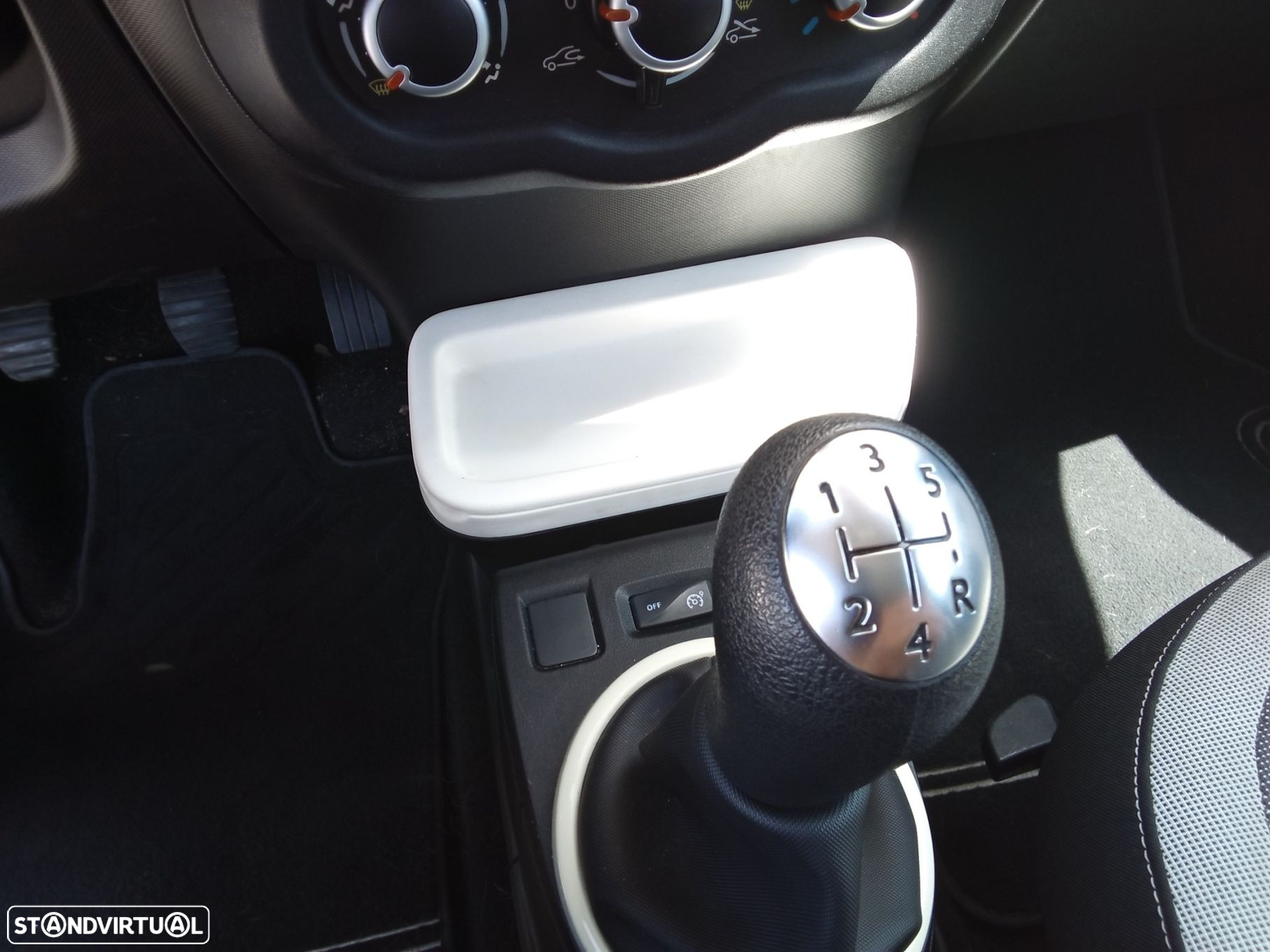 Renault Twingo 1.0 SCe Dynamique - 18