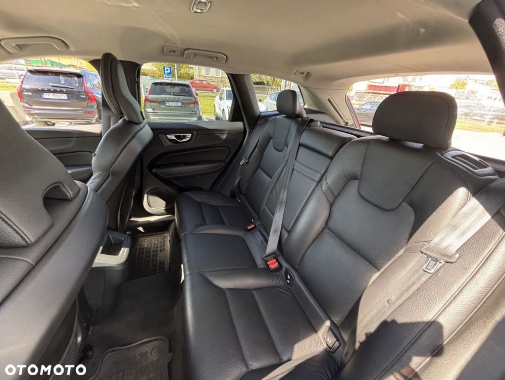 Volvo XC 60 - 22