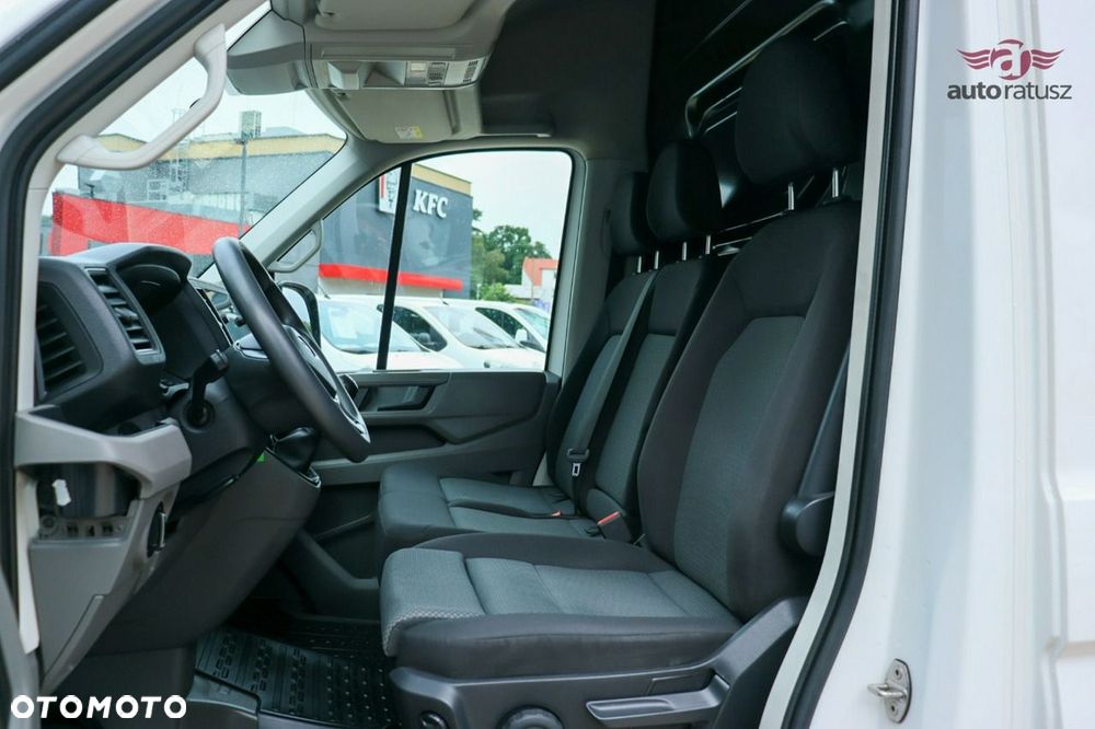 Volkswagen Crafter - 11