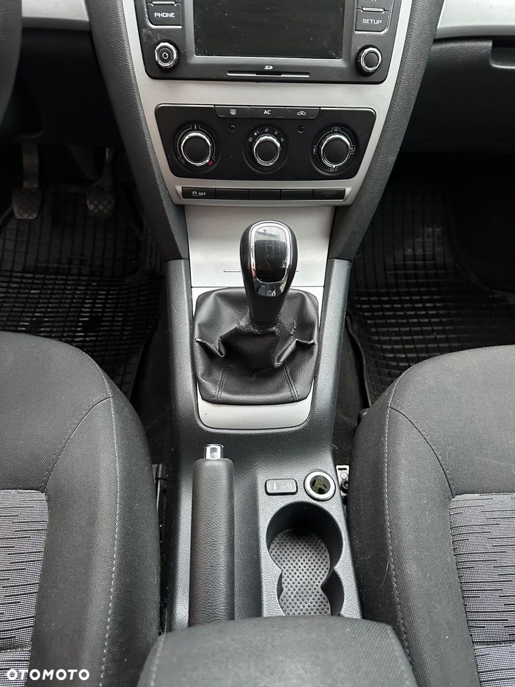 Skoda Octavia 2.0 TDI Ambiente - 17