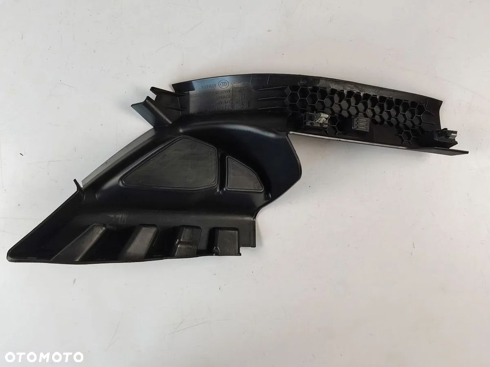 VOLVO XC40 17-21 r Poszycie Progu Tył Prawy - 4