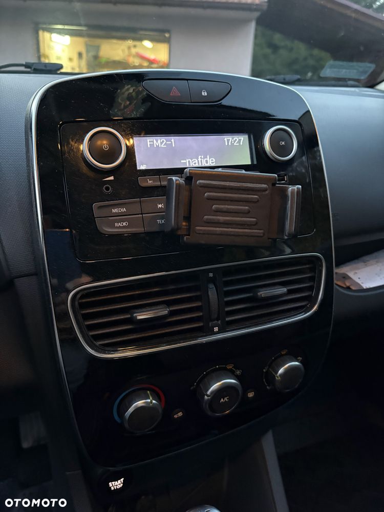 Renault Clio 1.2 16V Alize - 6
