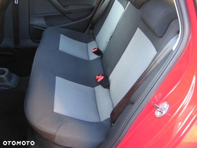 Volkswagen Polo 1.4 16V Comfortline Optimum - 19