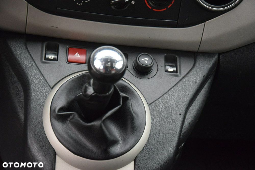 Peugeot Partner 1.6 HDi Active - 22