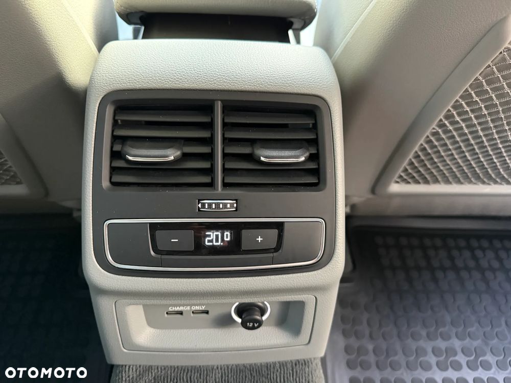 Audi A4 Limousine 40 TFSI Sport S tronic - 27