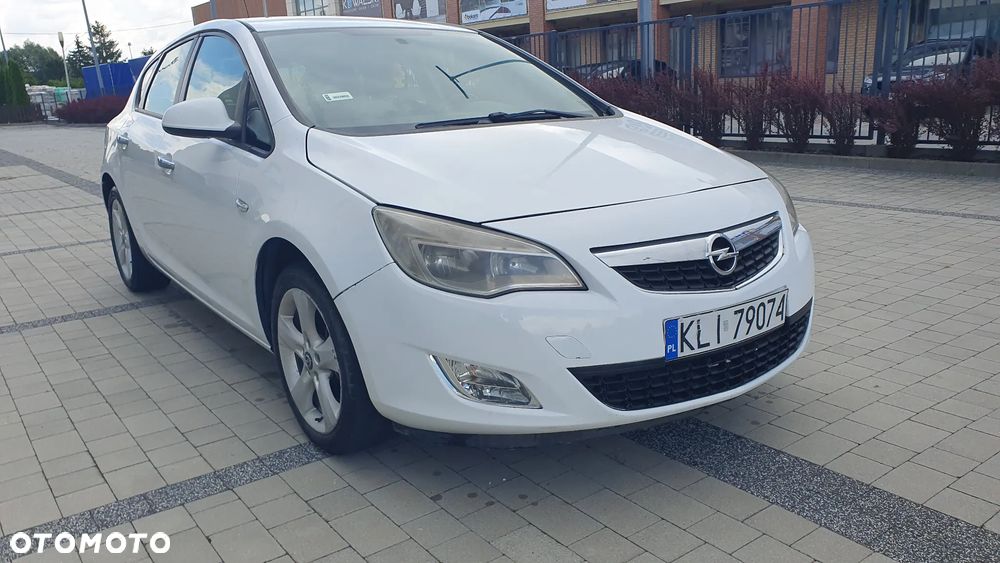 Opel Astra - 10