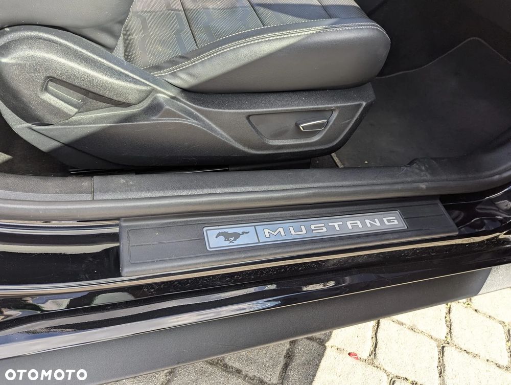 Ford Mustang 5.0 V8 GT - 11