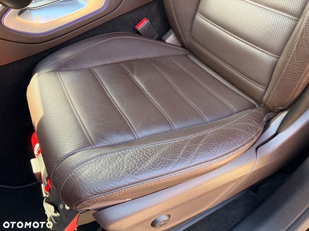 Mercedes-Benz GLE 300 d 4-Matic Premium - 17