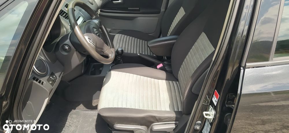 Suzuki SX4 1.6 VVT 4x4 Comfort - 12