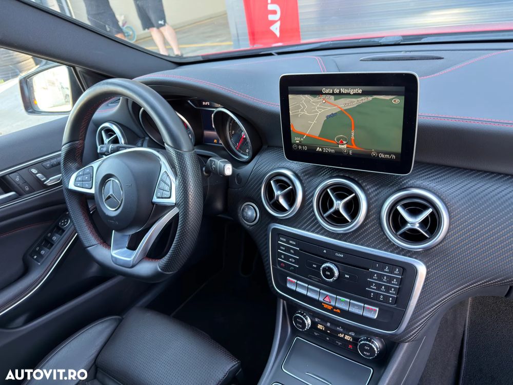 Mercedes-Benz A 220 d 7G-DCT AMG Line - 10
