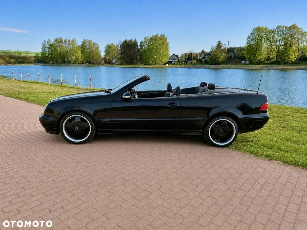 Mercedes-Benz CLK - 3