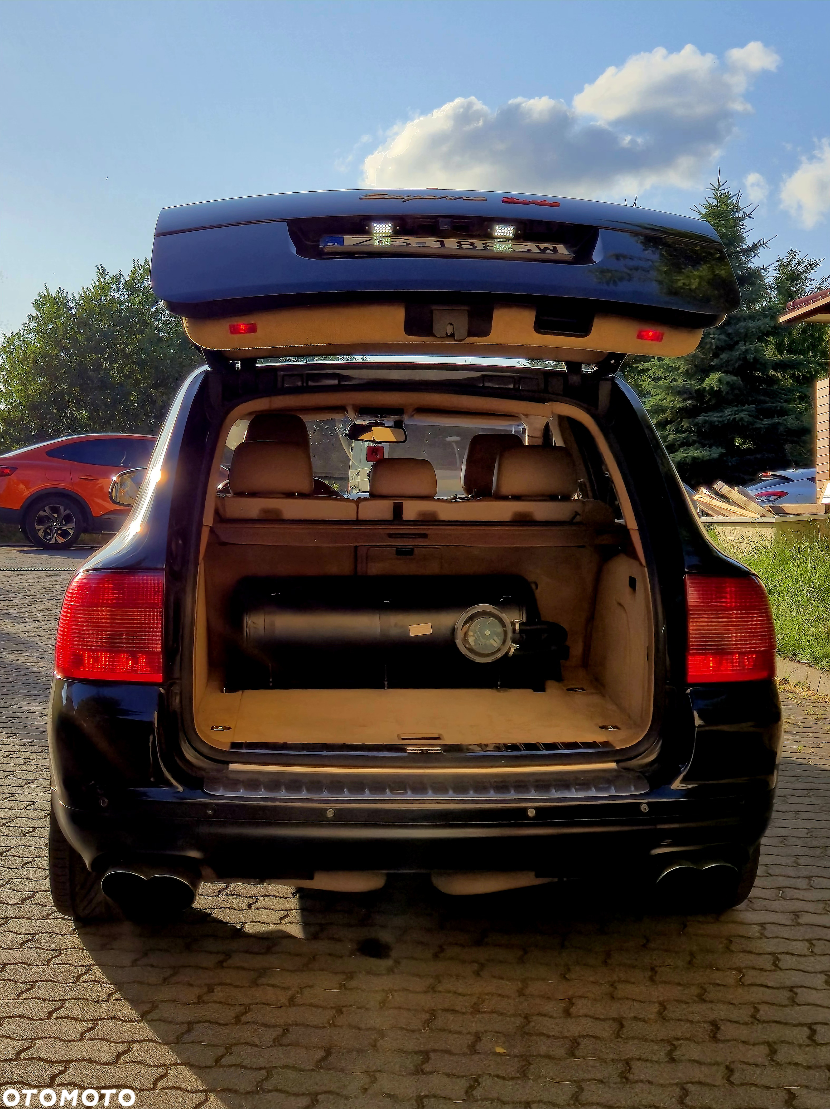 Porsche Cayenne Turbo - 20