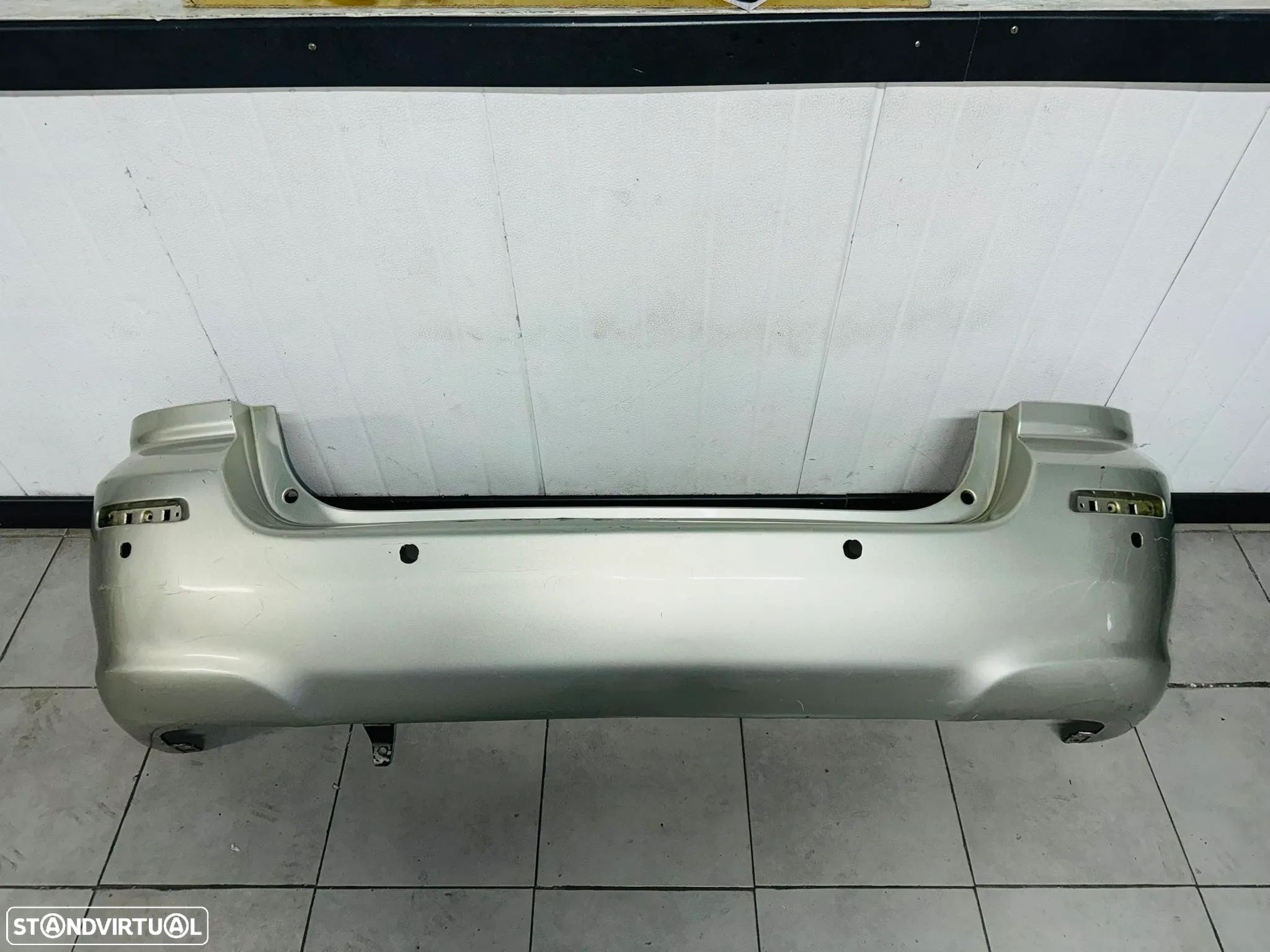 Para Choques Trás Toyota Corolla Verso - 2002 / 2009 - 1