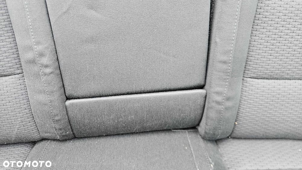 Kanapa Siedzisko Oparcie Welur Podłokietnik Uchwyt Napoje Cupholder Grzane Podgrzewane Skoda Superb II 2 - 16