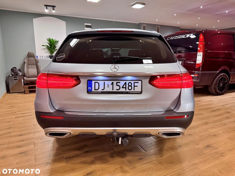 Mercedes-Benz Klasa E 220 d 4-Matic All-Terrain - 16