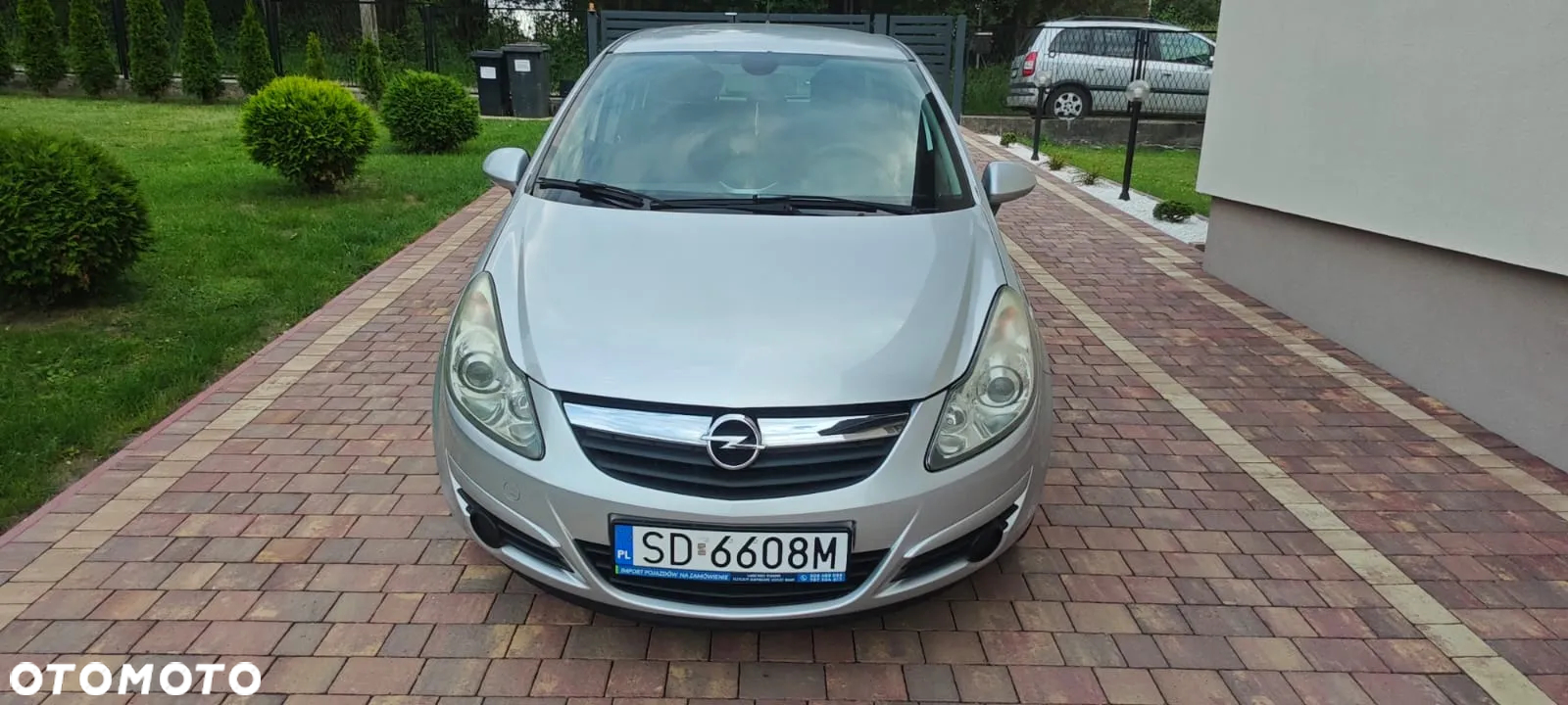 Opel Corsa 1.4 16V Innovation 110 Jahre - 4