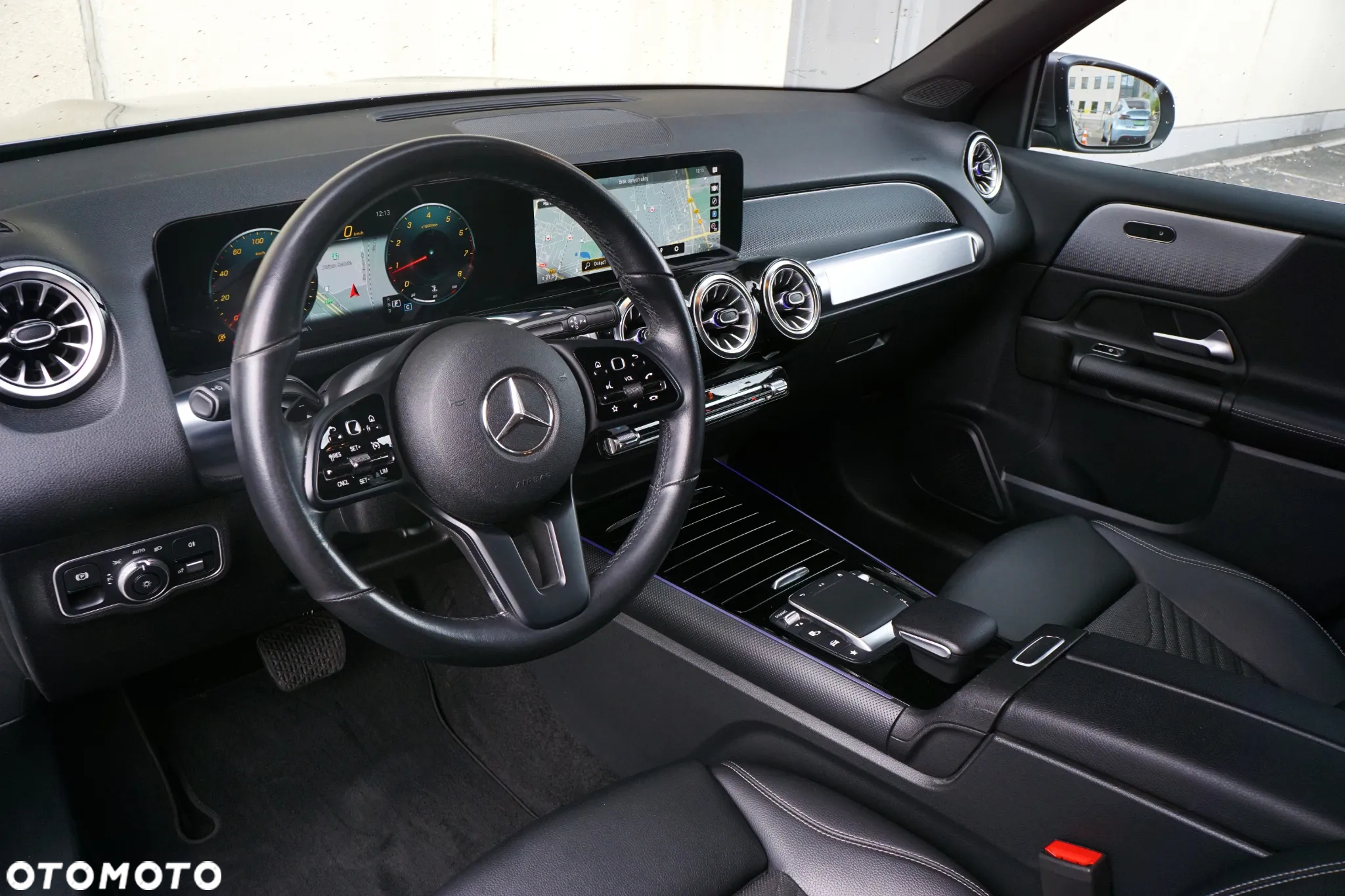 Mercedes-Benz GLB 200 7G-DCT - 12