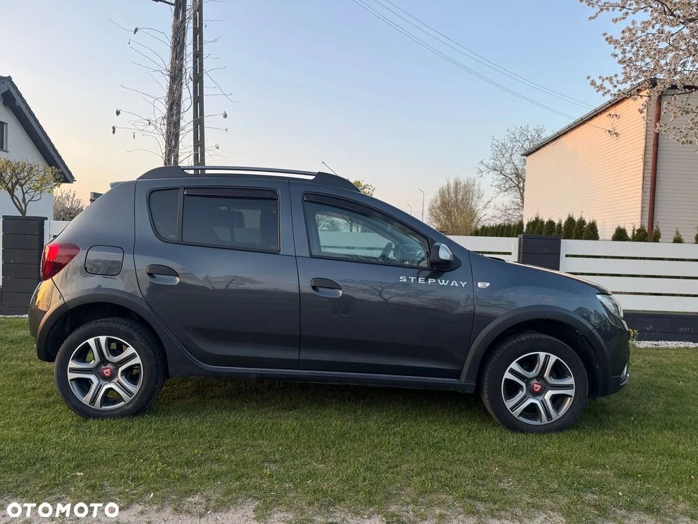 Dacia Sandero 0.9 TCe Laureate - 2