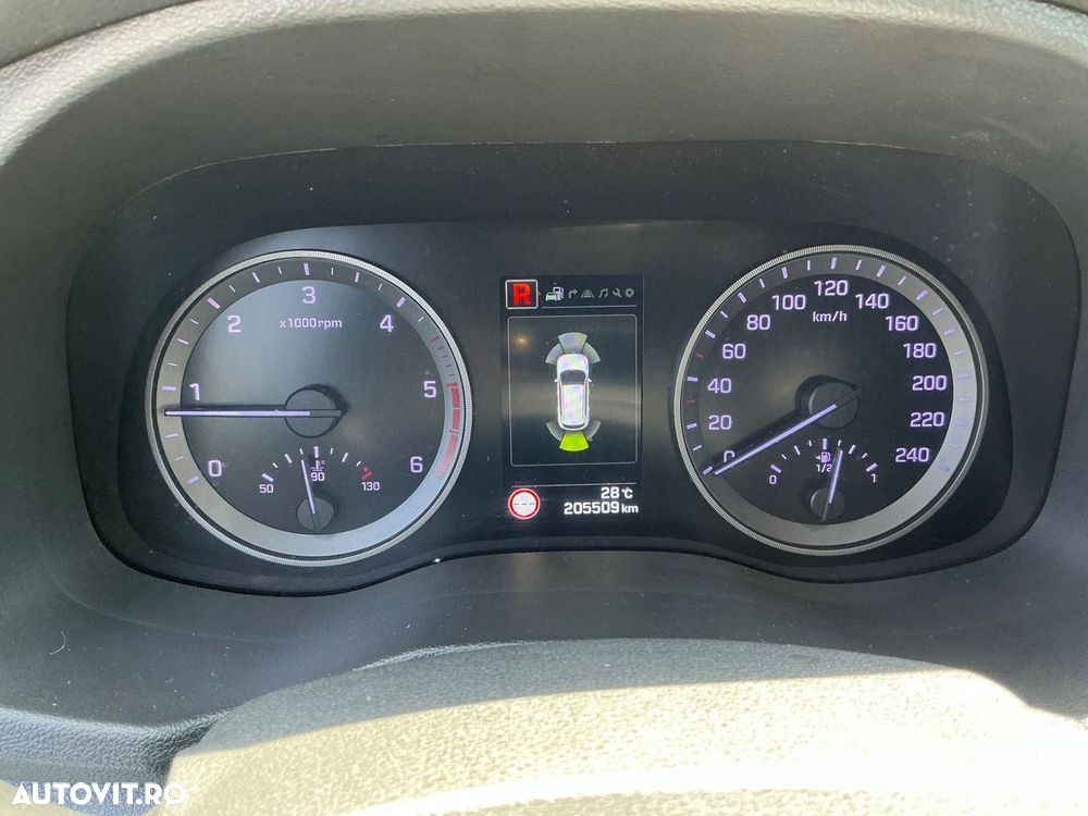 Hyundai Tucson blue 1.7 CRDi 2WD DCT Style - 12
