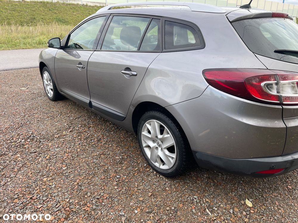 Renault Megane 1.6 16V Dynamique Euro5 - 10