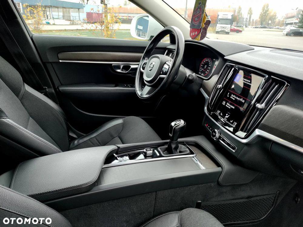 Volvo V90 Cross Country D4 AWD Pro - 20