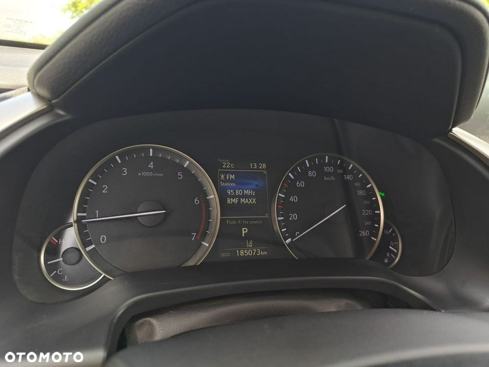 Lexus RX - 18