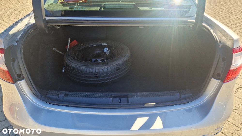 Renault Fluence 2.0 16V Sport Way - 13