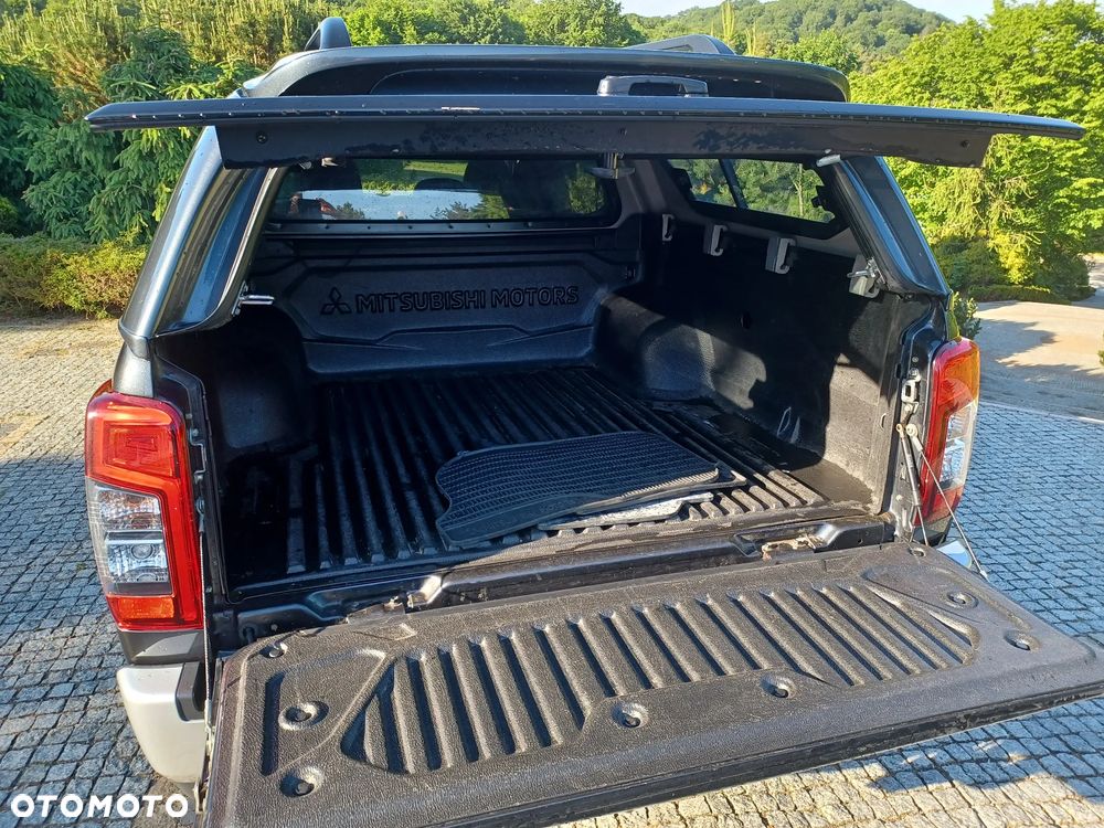 Mitsubishi L200 2.2 d DC Instyle - 27