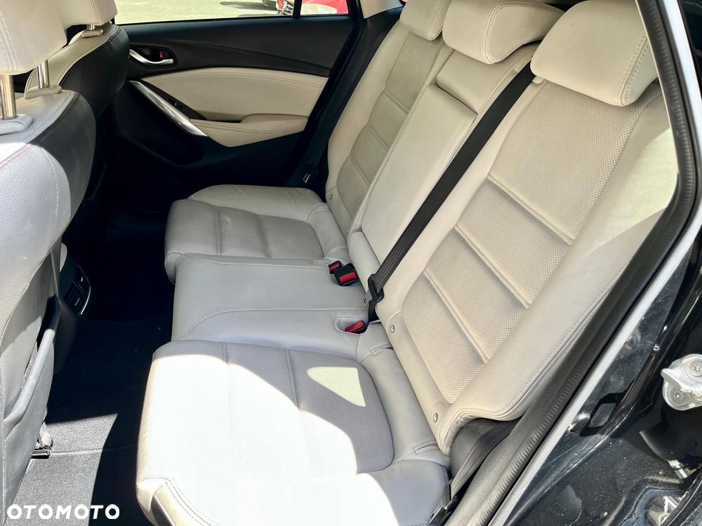 Mazda 6 2.2 D Skypassion I-ELoop 4x4 - 6