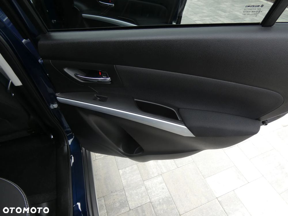 Suzuki SX4 S-Cross 1.4 T Premium - 28