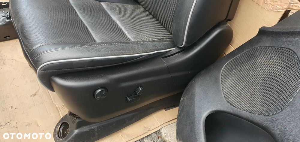 Fotele kanapa boczki podłokietnik komplet półskóra elektryczne Overland Jeep Grand Cherokee 4 WK2 - 6