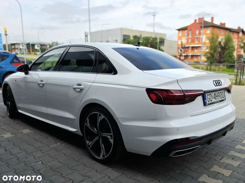 Audi A4 Limousine 35 TFSI mHEV S Line S tronic - 3