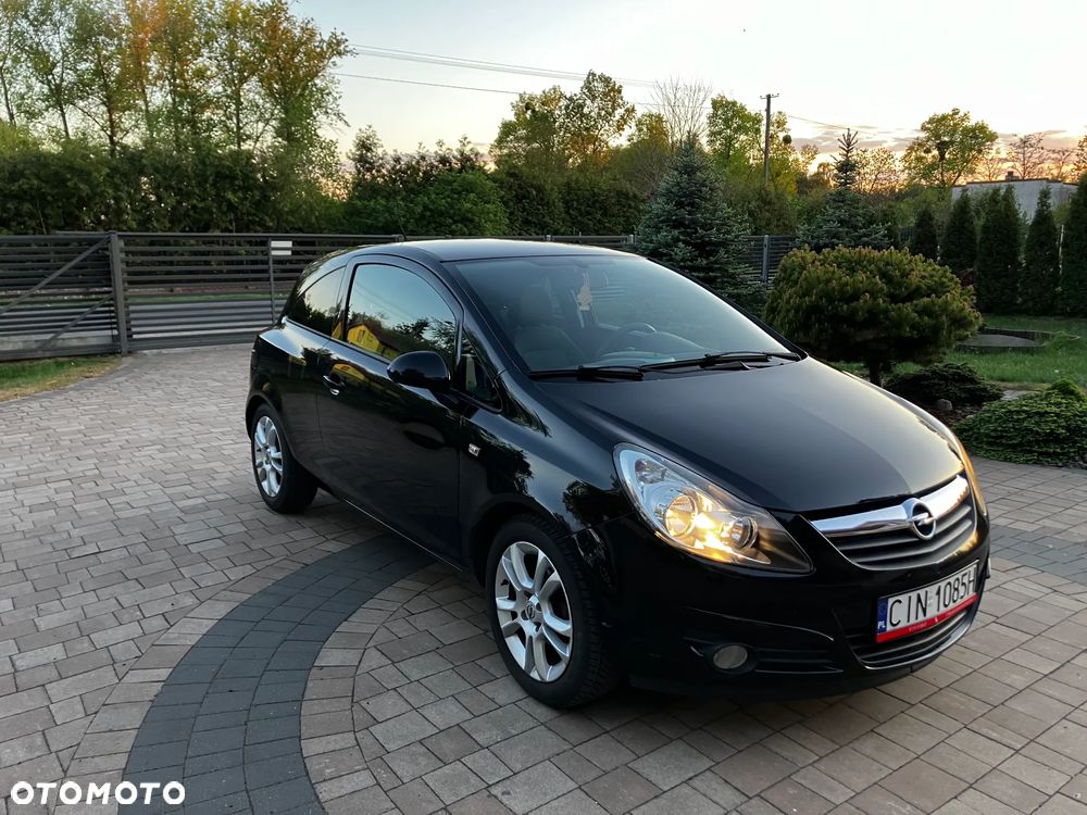 Opel Corsa 1.4 16V Sport - 1