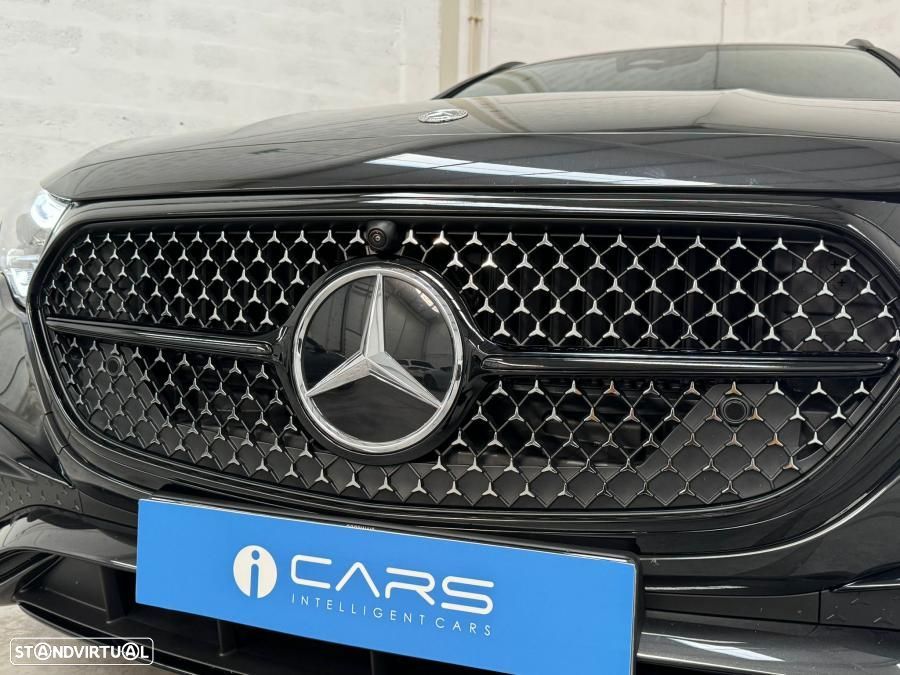 Mercedes-Benz E 300 e AMG Line - 13
