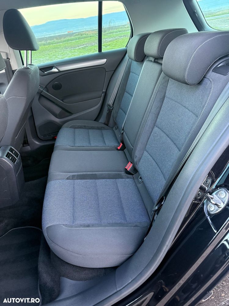 Volkswagen Golf 2.0 TDI DPF 4Motion Style - 16