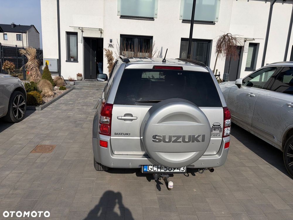 Suzuki Grand Vitara 2.0 De Luxe - 12