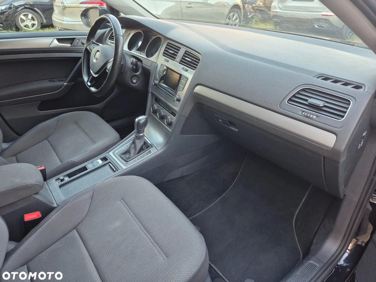 Volkswagen Golf 1.4 TSI BlueMotion Technology DSG Comfortline - 12