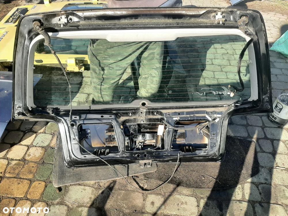 klapa VW Golf IV HB Bez rdzy - 3