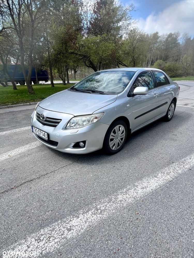 Toyota Corolla 1.6 VVT-i Luna - 1