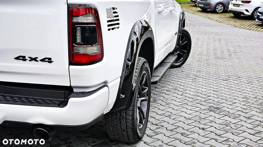 Dodge RAM 1500 5.7 4x4 - 10