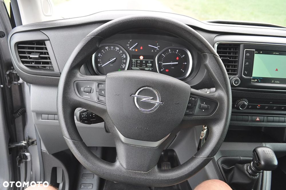 Opel Vivaro - 23