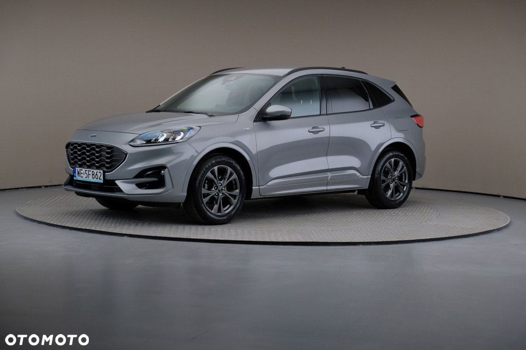 Ford Kuga - 1