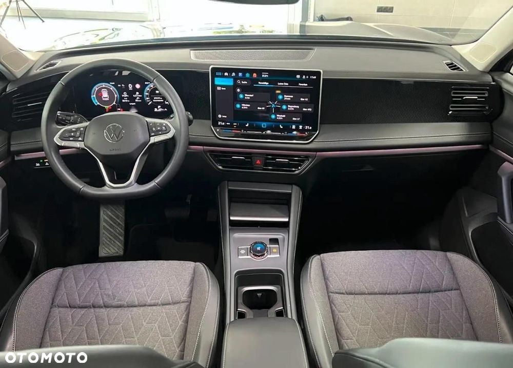 Volkswagen Tiguan - 8