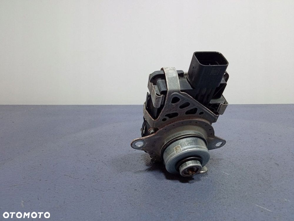 BMW 5 G30 G310 XDRIVE SILNICZEK NASTAWNIK REDUKTORA VTG 8485040 - 2