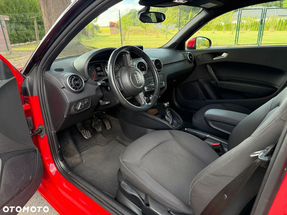Audi A1 3-drzwiowe 1.6 TDI S line Sportpaket - 11