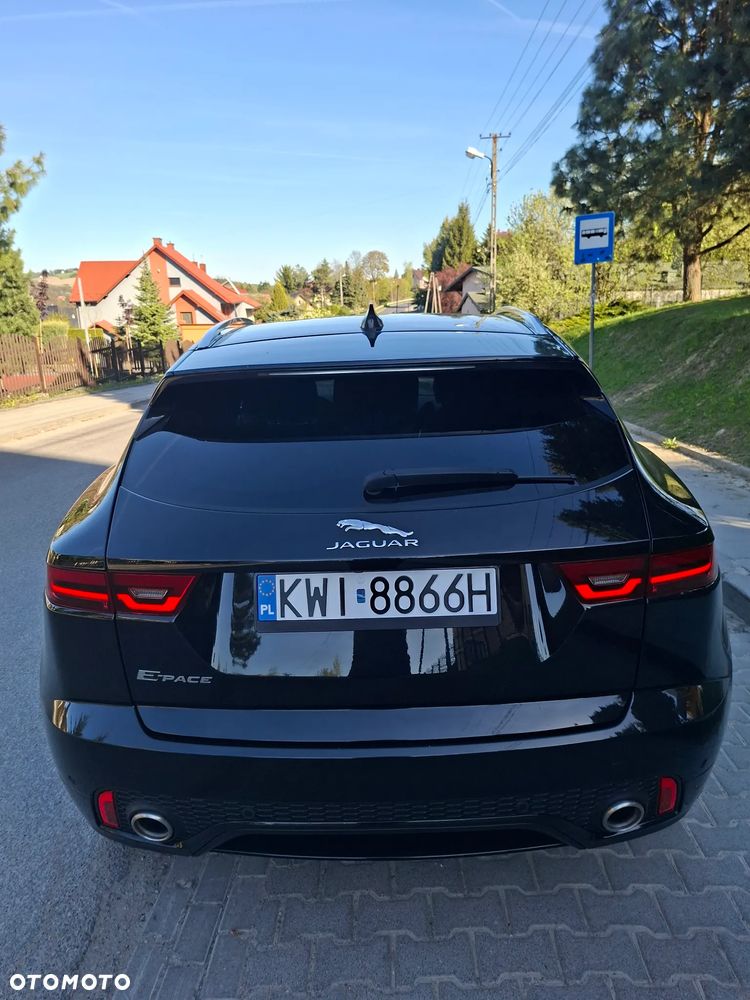 Jaguar E-Pace P200 AWD R-Dynamic SE - 10