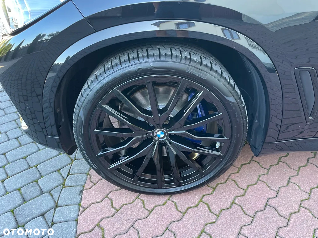 BMW X5 M M50d - 22